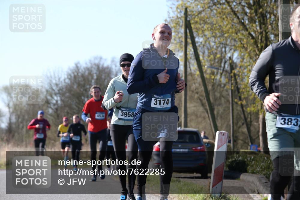 06.04.2025 - 44. Internationalen Wilhelmsburger Insellauf Jannik Wohlers http://msf.ph/oto/7622285 06.04.2025 10:19:56 Laufen 4534, 3958, 3174, 383 meine-sportfotos.de