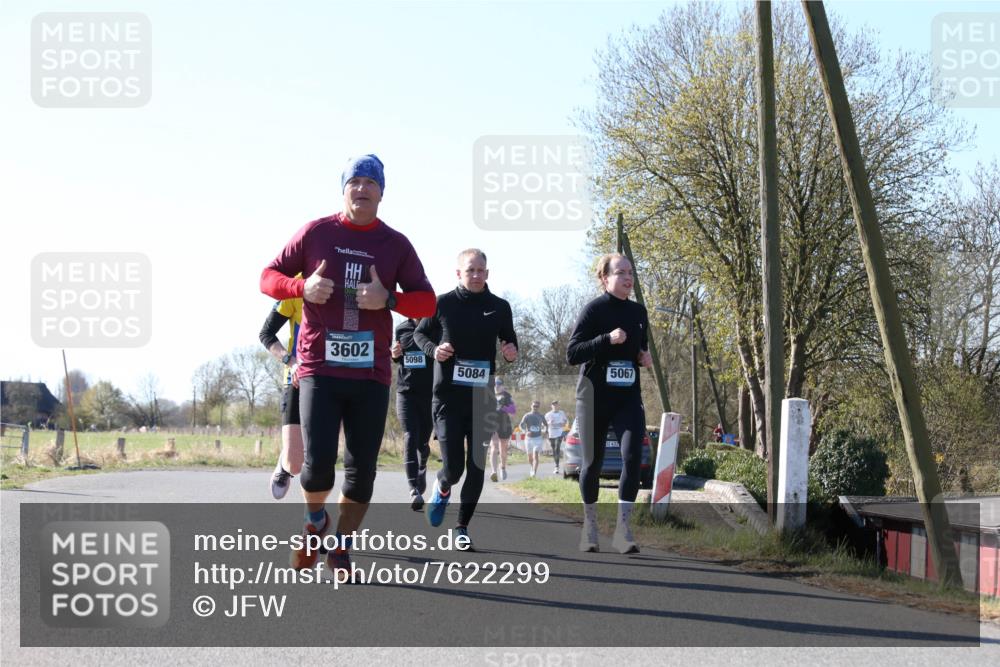 06.04.2025 - 44. Internationalen Wilhelmsburger Insellauf Jannik Wohlers http://msf.ph/oto/7622299 06.04.2025 10:20:05 Laufen 3602, 5098, 5084, 5067, 01, 432 meine-sportfotos.de