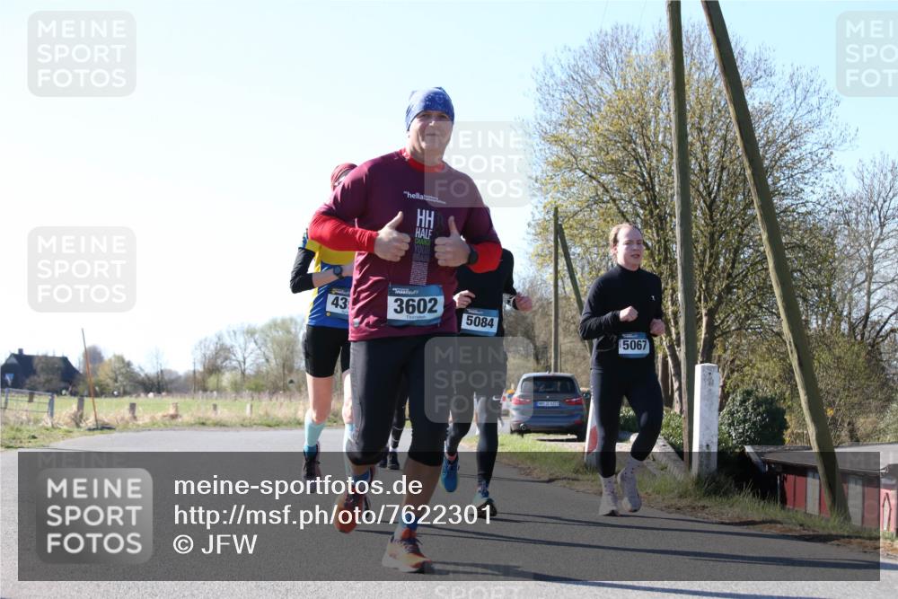 06.04.2025 - 44. Internationalen Wilhelmsburger Insellauf Jannik Wohlers http://msf.ph/oto/7622301 06.04.2025 10:20:06 Laufen 43, 3602, 5084, 31, 4523, 5067 meine-sportfotos.de