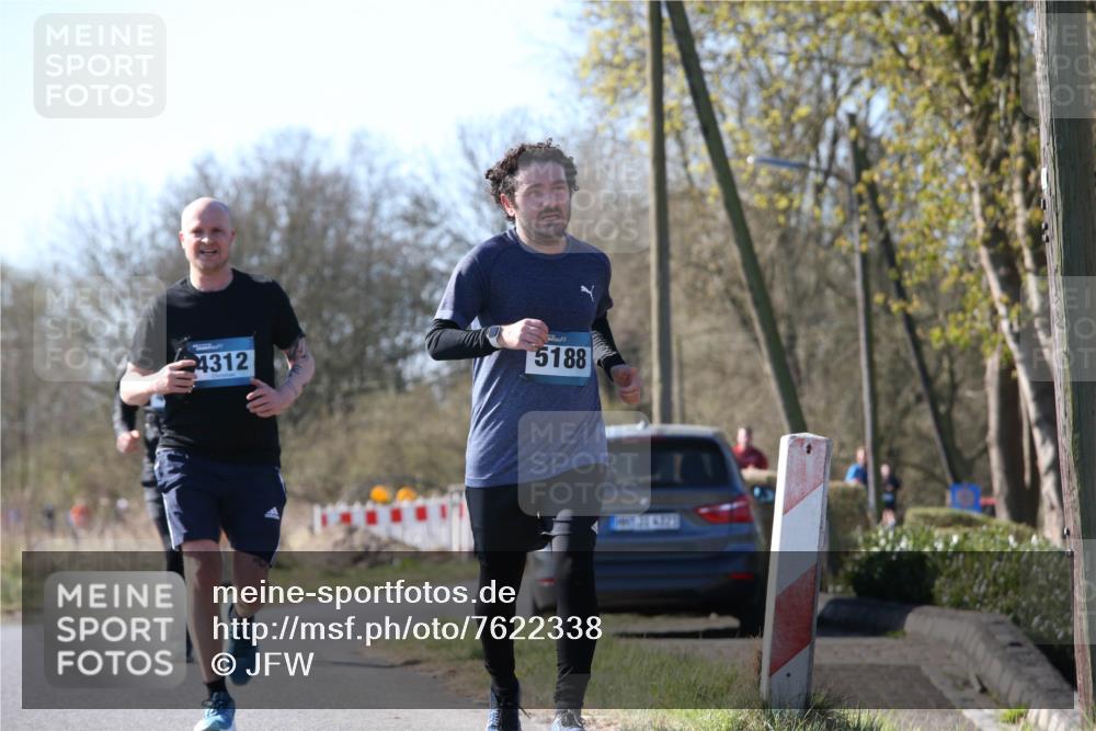 06.04.2025 - 44. Internationalen Wilhelmsburger Insellauf Jannik Wohlers http://msf.ph/oto/7622338 06.04.2025 10:20:20 Laufen 4312, 5188 meine-sportfotos.de