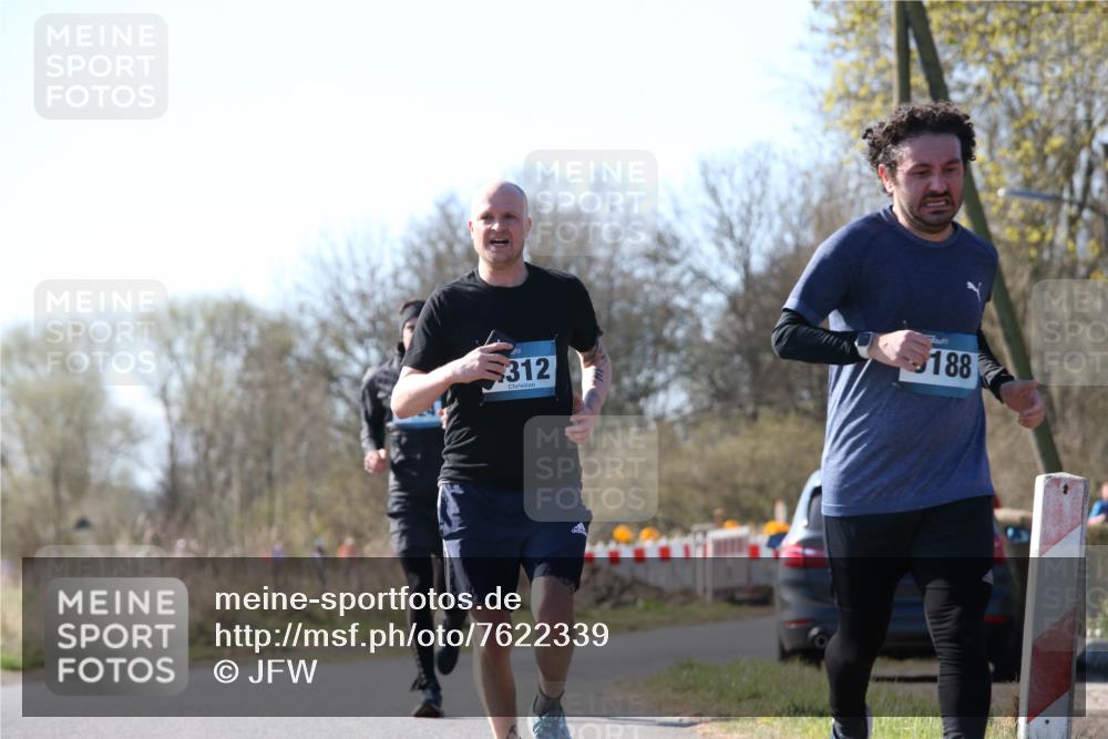 06.04.2025 - 44. Internationalen Wilhelmsburger Insellauf Jannik Wohlers http://msf.ph/oto/7622339 06.04.2025 10:20:21 Laufen 312, 188 meine-sportfotos.de