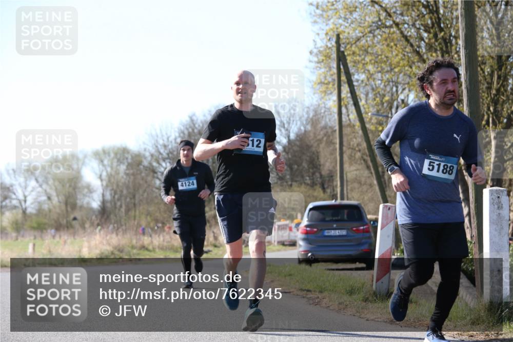06.04.2025 - 44. Internationalen Wilhelmsburger Insellauf Jannik Wohlers http://msf.ph/oto/7622345 06.04.2025 10:20:22 Laufen 4124, 12, 5188 meine-sportfotos.de