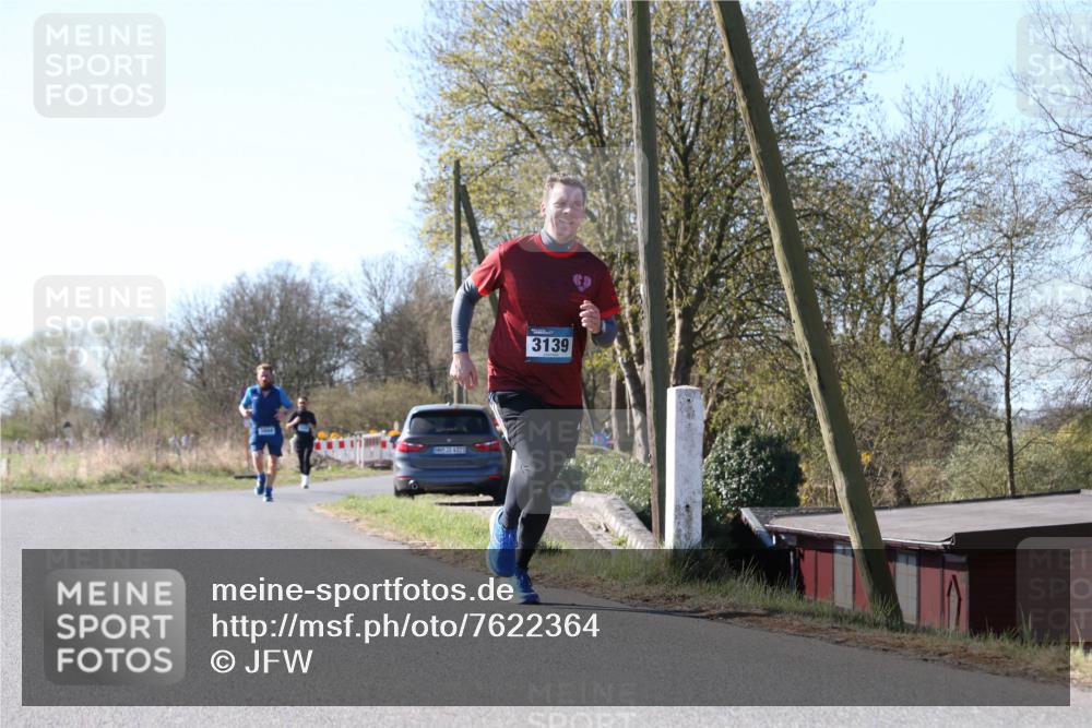 06.04.2025 - 44. Internationalen Wilhelmsburger Insellauf Jannik Wohlers http://msf.ph/oto/7622364 06.04.2025 10:20:38 Laufen 3139 meine-sportfotos.de