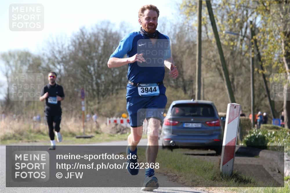 06.04.2025 - 44. Internationalen Wilhelmsburger Insellauf Jannik Wohlers http://msf.ph/oto/7622368 06.04.2025 10:20:44 Laufen 3944 meine-sportfotos.de
