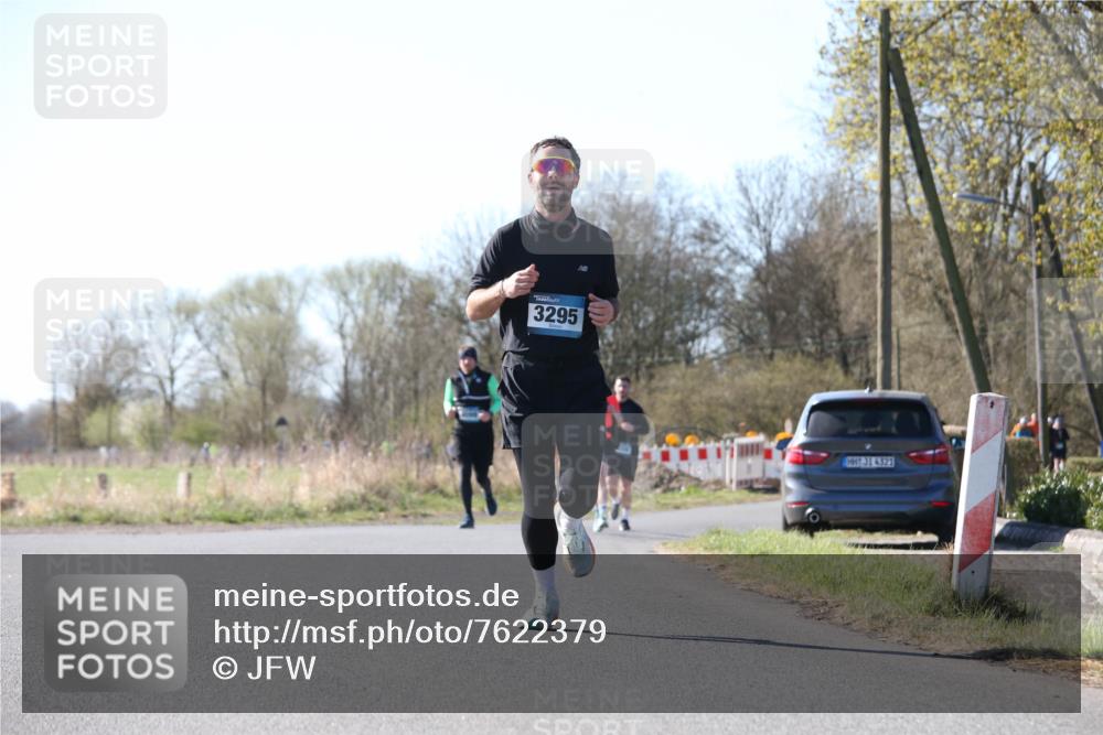 06.04.2025 - 44. Internationalen Wilhelmsburger Insellauf Jannik Wohlers http://msf.ph/oto/7622379 06.04.2025 10:20:50 Laufen 3295, 31, 4321 meine-sportfotos.de