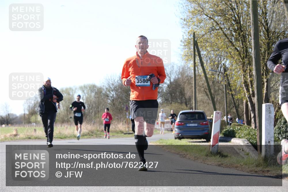 06.04.2025 - 44. Internationalen Wilhelmsburger Insellauf Jannik Wohlers http://msf.ph/oto/7622427 06.04.2025 10:21:16 Laufen 3580, 31, 4323 meine-sportfotos.de