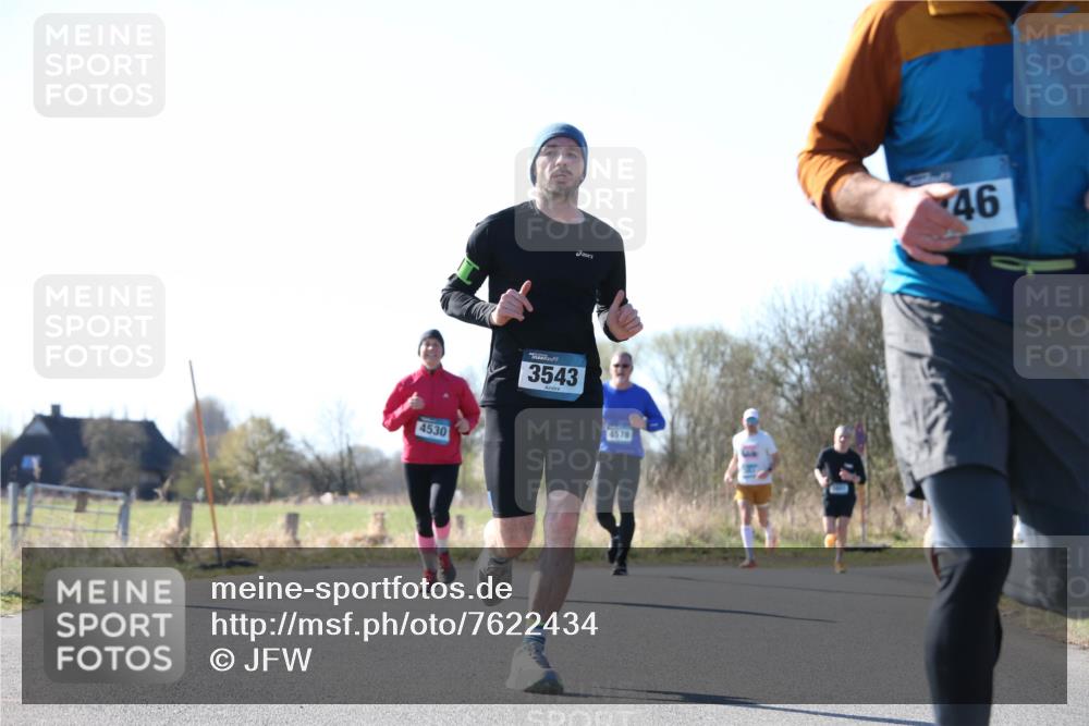 06.04.2025 - 44. Internationalen Wilhelmsburger Insellauf Jannik Wohlers http://msf.ph/oto/7622434 06.04.2025 10:21:22 Laufen 4530, 3543, 4578, 46 meine-sportfotos.de