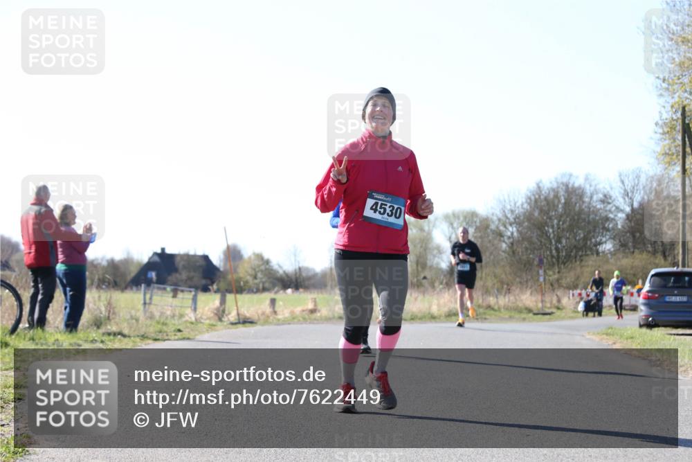 06.04.2025 - 44. Internationalen Wilhelmsburger Insellauf Jannik Wohlers http://msf.ph/oto/7622449 06.04.2025 10:21:26 Laufen 4530 meine-sportfotos.de