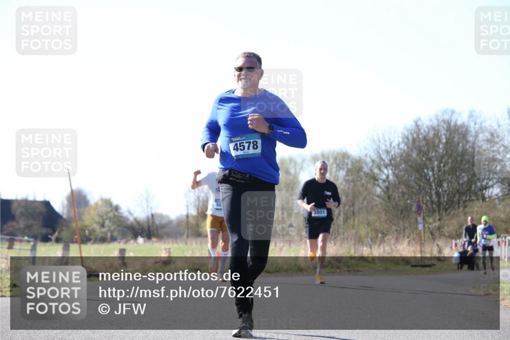 06.04.2025 - 44. Internationalen Wilhelmsburger Insellauf Jannik Wohlers http://msf.ph/oto/7622451 06.04.2025 10:21:27 Laufen 4578, 101000, 3801 meine-sportfotos.de
