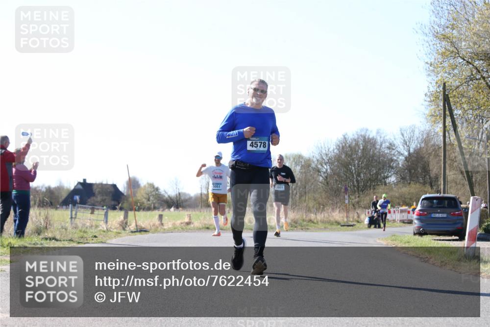 06.04.2025 - 44. Internationalen Wilhelmsburger Insellauf Jannik Wohlers http://msf.ph/oto/7622454 06.04.2025 10:21:28 Laufen 4578, 5051, 3801, 31, 4323 meine-sportfotos.de