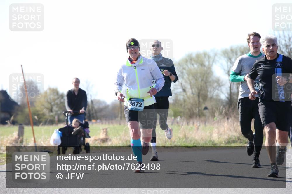 06.04.2025 - 44. Internationalen Wilhelmsburger Insellauf Jannik Wohlers http://msf.ph/oto/7622498 06.04.2025 10:21:51 Laufen 3672, 57 meine-sportfotos.de