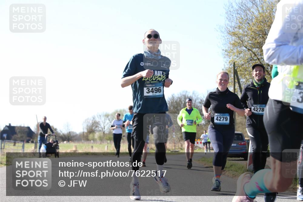 06.04.2025 - 44. Internationalen Wilhelmsburger Insellauf Jannik Wohlers http://msf.ph/oto/7622517 06.04.2025 10:21:55 Laufen 3496, 3346, 4279, 15223, 4278, 3 meine-sportfotos.de