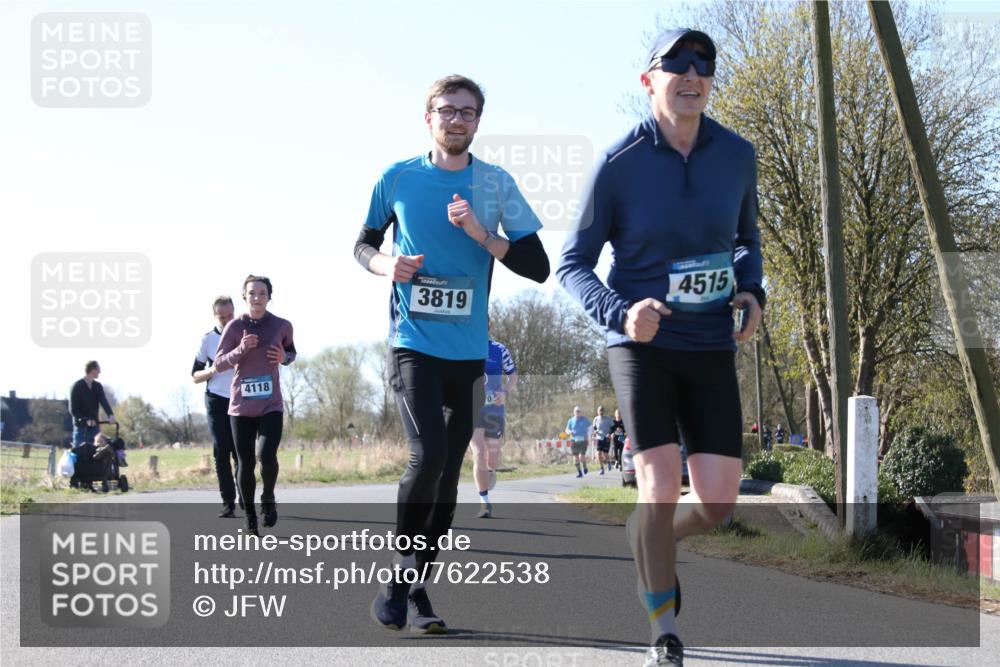 06.04.2025 - 44. Internationalen Wilhelmsburger Insellauf Jannik Wohlers http://msf.ph/oto/7622538 06.04.2025 10:22:00 Laufen 3819, 4515, 4118, 0 meine-sportfotos.de