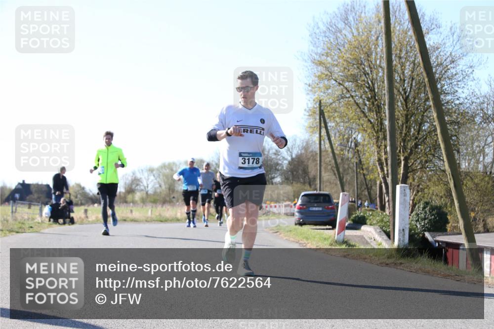 06.04.2025 - 44. Internationalen Wilhelmsburger Insellauf Jannik Wohlers http://msf.ph/oto/7622564 06.04.2025 10:22:10 Laufen 3178 meine-sportfotos.de