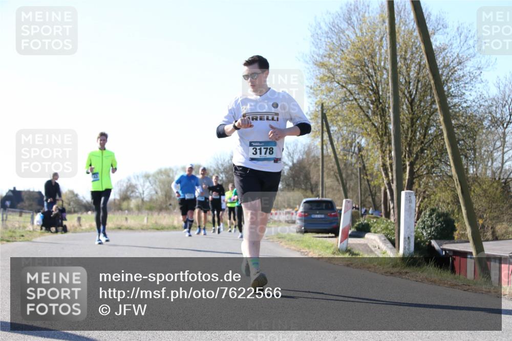 06.04.2025 - 44. Internationalen Wilhelmsburger Insellauf Jannik Wohlers http://msf.ph/oto/7622566 06.04.2025 10:22:10 Laufen 3178 meine-sportfotos.de