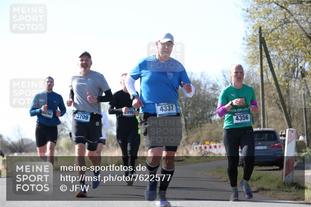 06.04.2025 - 44. Internationalen Wilhelmsburger Insellauf Jannik Wohlers http://msf.ph/oto/7622577 06.04.2025 10:22:14 Laufen 3690, 3709, 995, 4337, 4356 meine-sportfotos.de