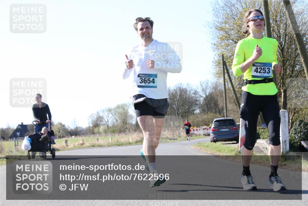 06.04.2025 - 44. Internationalen Wilhelmsburger Insellauf Jannik Wohlers http://msf.ph/oto/7622596 06.04.2025 10:22:20 Laufen 3654, 4253 meine-sportfotos.de