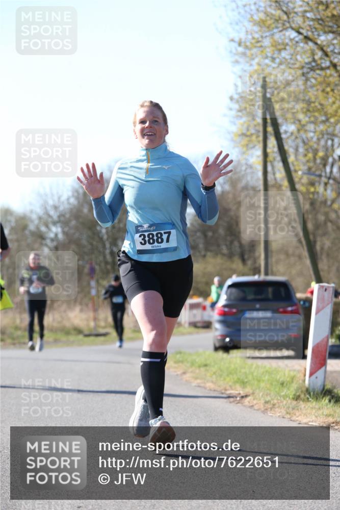 06.04.2025 - 44. Internationalen Wilhelmsburger Insellauf Jannik Wohlers http://msf.ph/oto/7622651 06.04.2025 10:22:52 Laufen 3887 meine-sportfotos.de