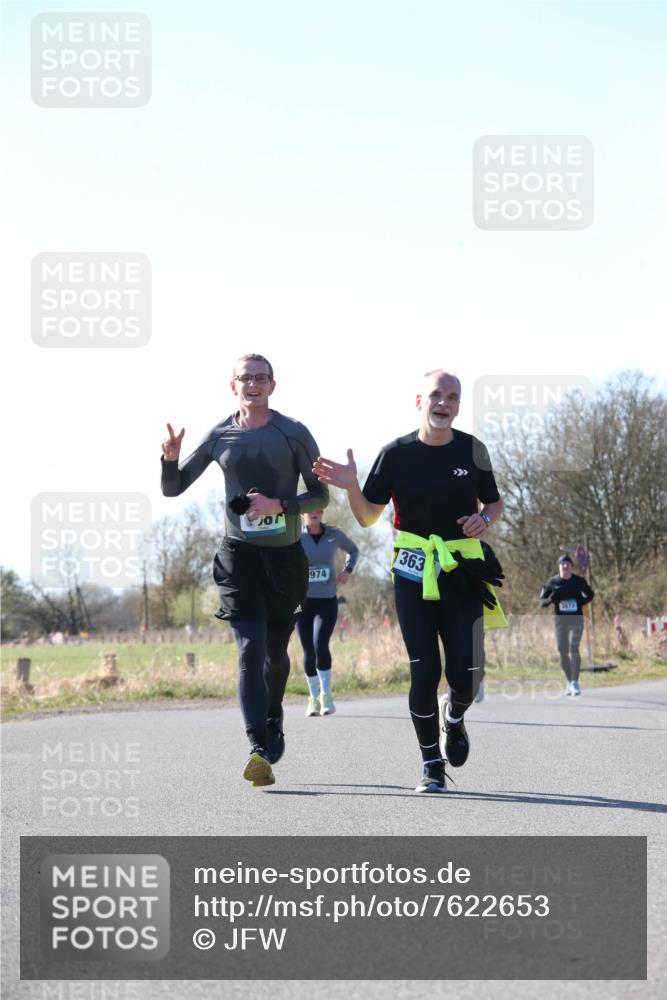 06.04.2025 - 44. Internationalen Wilhelmsburger Insellauf Jannik Wohlers http://msf.ph/oto/7622653 06.04.2025 10:22:53 Laufen 974, 1363, 1972 meine-sportfotos.de