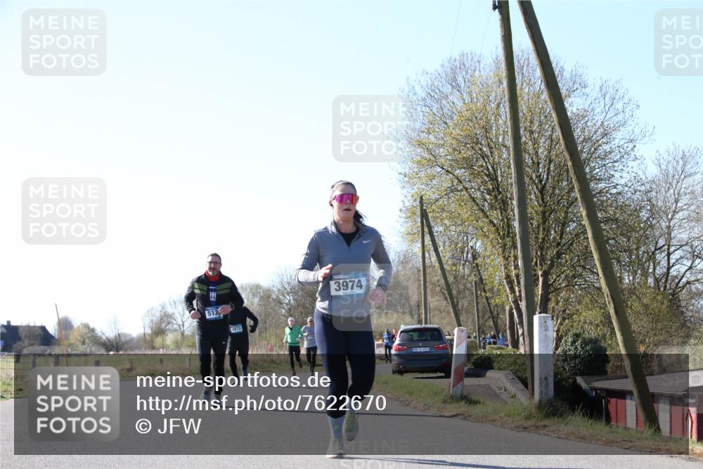 06.04.2025 - 44. Internationalen Wilhelmsburger Insellauf Jannik Wohlers http://msf.ph/oto/7622670 06.04.2025 10:22:59 Laufen 5130, 3872, 3974, 31, 4323 meine-sportfotos.de