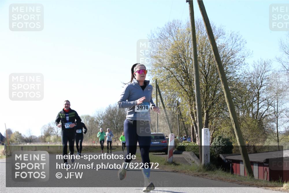 06.04.2025 - 44. Internationalen Wilhelmsburger Insellauf Jannik Wohlers http://msf.ph/oto/7622672 06.04.2025 10:22:59 Laufen 512, 3872, 3974, 431, 4323 meine-sportfotos.de