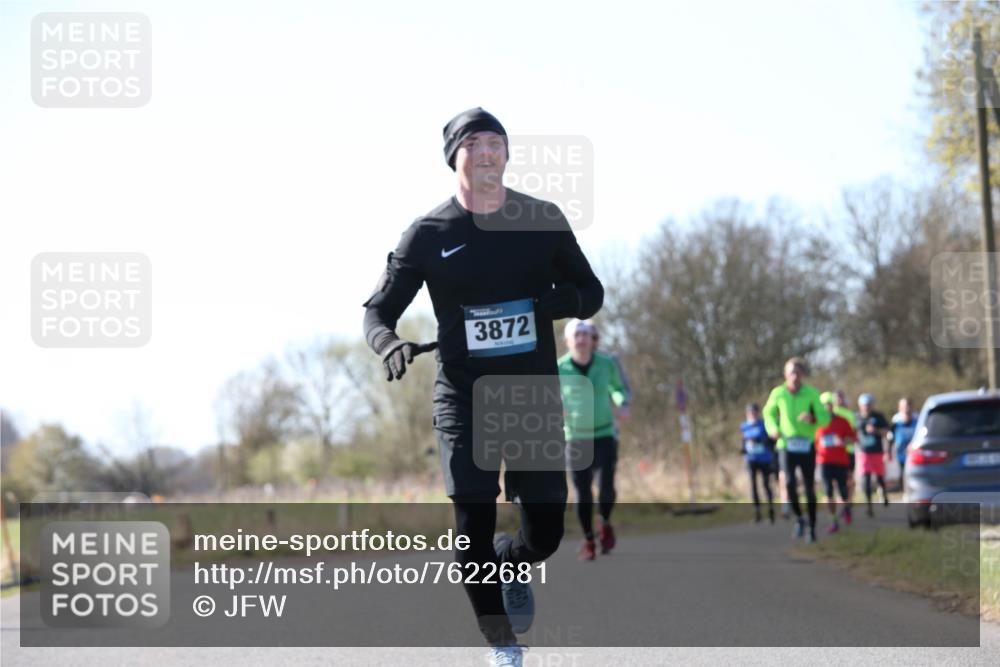06.04.2025 - 44. Internationalen Wilhelmsburger Insellauf Jannik Wohlers http://msf.ph/oto/7622681 06.04.2025 10:23:03 Laufen 3872 meine-sportfotos.de