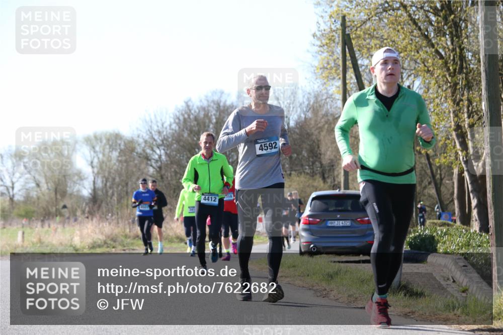 06.04.2025 - 44. Internationalen Wilhelmsburger Insellauf Jannik Wohlers http://msf.ph/oto/7622682 06.04.2025 10:23:07 Laufen 4412, 4592, 31, 4321 meine-sportfotos.de