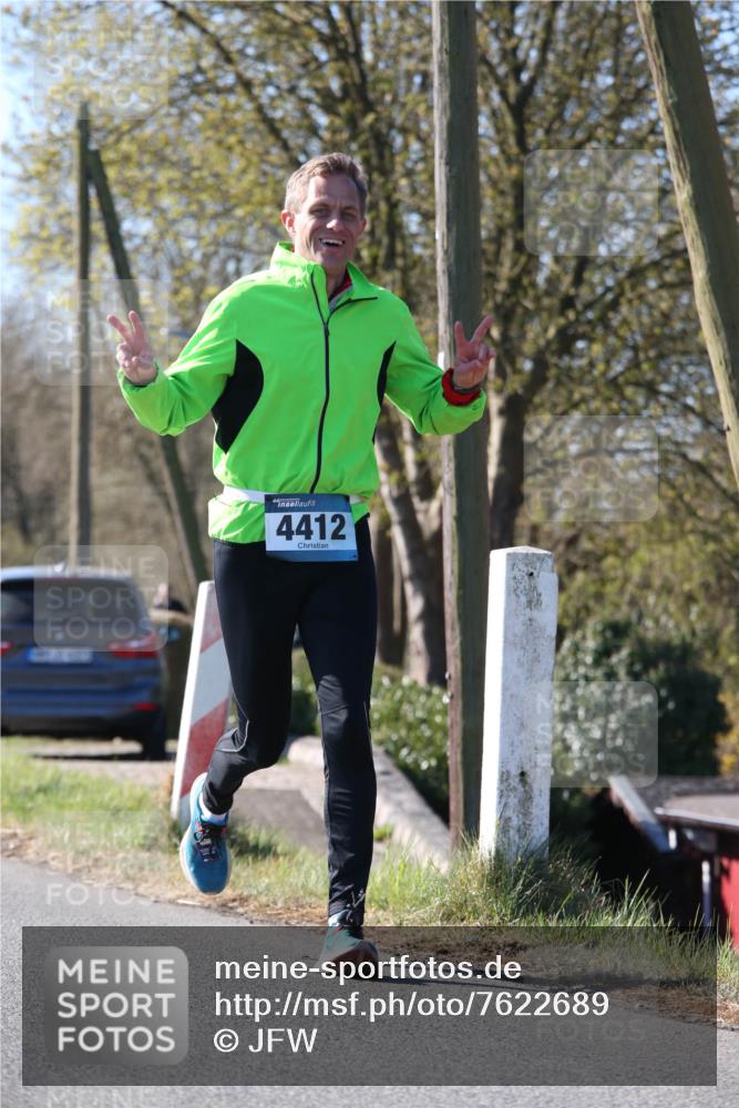 06.04.2025 - 44. Internationalen Wilhelmsburger Insellauf Jannik Wohlers http://msf.ph/oto/7622689 06.04.2025 10:23:11 Laufen 4412 meine-sportfotos.de