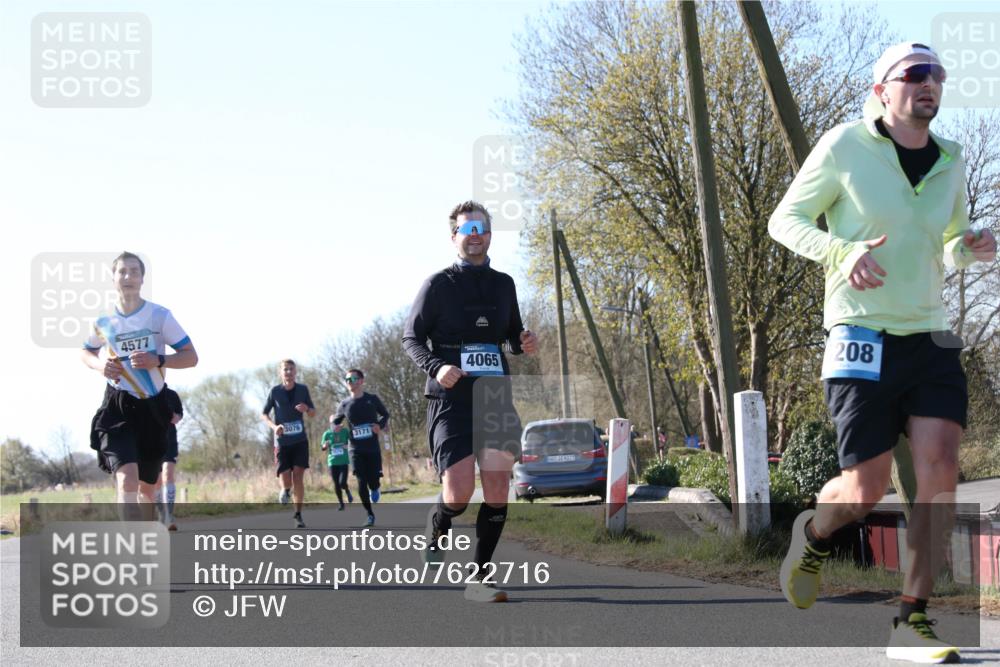 06.04.2025 - 44. Internationalen Wilhelmsburger Insellauf Jannik Wohlers http://msf.ph/oto/7622716 06.04.2025 10:23:21 Laufen 4577, 3076, 3171, 4065, 31, 4323, 208 meine-sportfotos.de