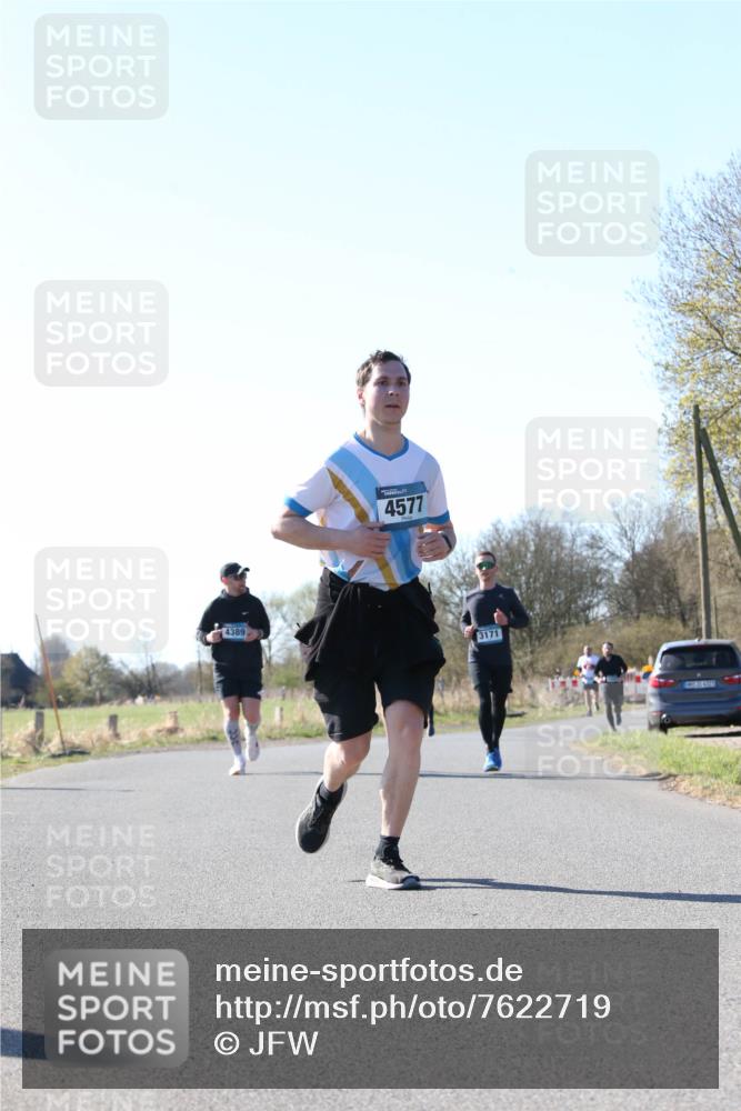 06.04.2025 - 44. Internationalen Wilhelmsburger Insellauf Jannik Wohlers http://msf.ph/oto/7622719 06.04.2025 10:23:22 Laufen 4577, 4389, 3171, 14831, 6223 meine-sportfotos.de