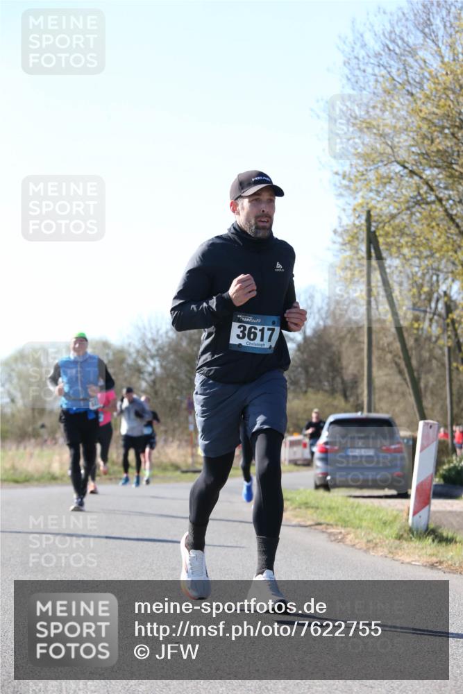 06.04.2025 - 44. Internationalen Wilhelmsburger Insellauf Jannik Wohlers http://msf.ph/oto/7622755 06.04.2025 10:23:37 Laufen 4, 3617 meine-sportfotos.de