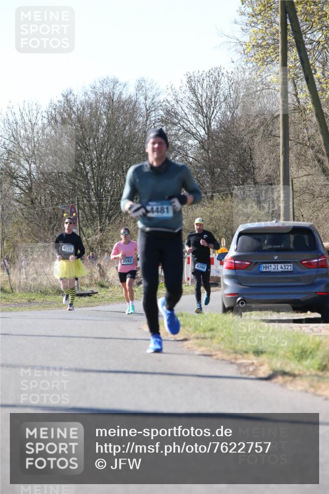 06.04.2025 - 44. Internationalen Wilhelmsburger Insellauf Jannik Wohlers http://msf.ph/oto/7622757 06.04.2025 10:23:39 Laufen 4481, 4222, 3592, 4380, 4321 meine-sportfotos.de
