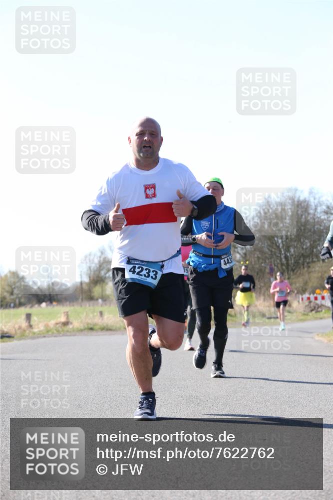 06.04.2025 - 44. Internationalen Wilhelmsburger Insellauf Jannik Wohlers http://msf.ph/oto/7622762 06.04.2025 10:23:40 Laufen 4233, 4438 meine-sportfotos.de