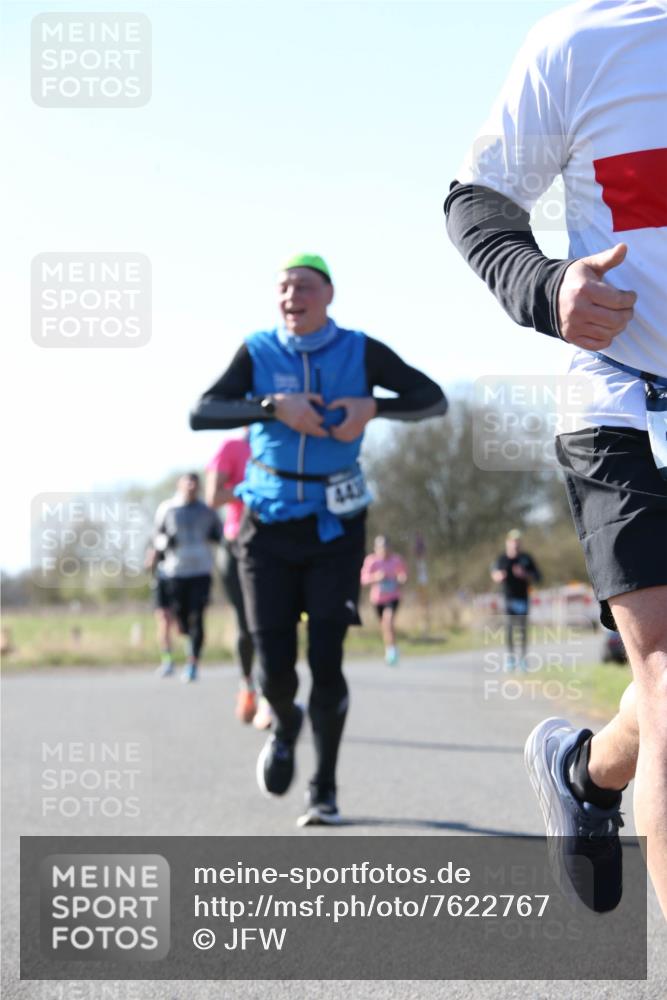 06.04.2025 - 44. Internationalen Wilhelmsburger Insellauf Jannik Wohlers http://msf.ph/oto/7622767 06.04.2025 10:23:41 Laufen 443 meine-sportfotos.de