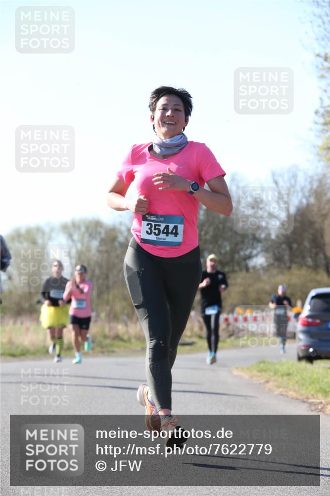 06.04.2025 - 44. Internationalen Wilhelmsburger Insellauf Jannik Wohlers http://msf.ph/oto/7622779 06.04.2025 10:23:43 Laufen 3544 meine-sportfotos.de