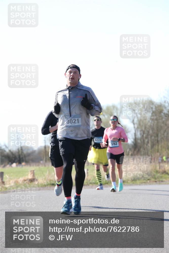 06.04.2025 - 44. Internationalen Wilhelmsburger Insellauf Jannik Wohlers http://msf.ph/oto/7622786 06.04.2025 10:23:45 Laufen 3021, 4222, 592 meine-sportfotos.de