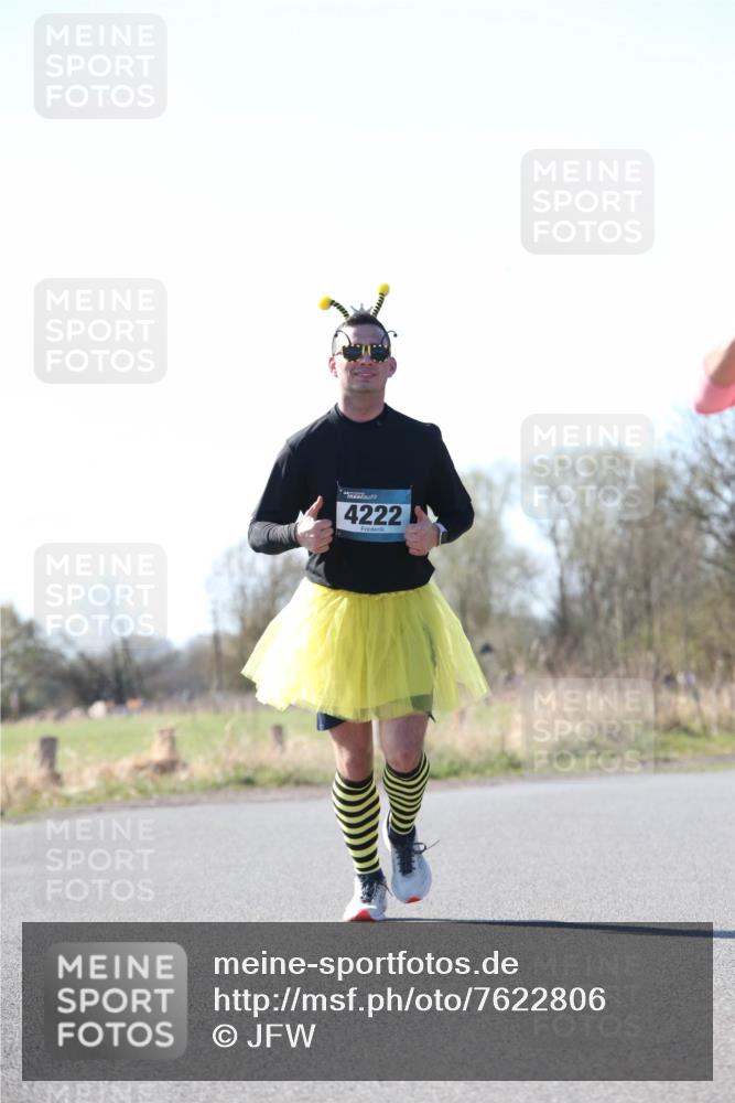 06.04.2025 - 44. Internationalen Wilhelmsburger Insellauf Jannik Wohlers http://msf.ph/oto/7622806 06.04.2025 10:23:50 Laufen 4222 meine-sportfotos.de