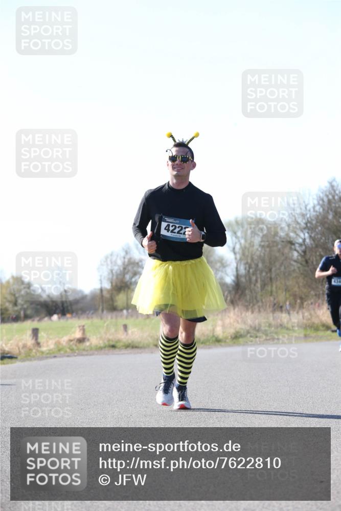06.04.2025 - 44. Internationalen Wilhelmsburger Insellauf Jannik Wohlers http://msf.ph/oto/7622810 06.04.2025 10:23:51 Laufen 4222, 434 meine-sportfotos.de