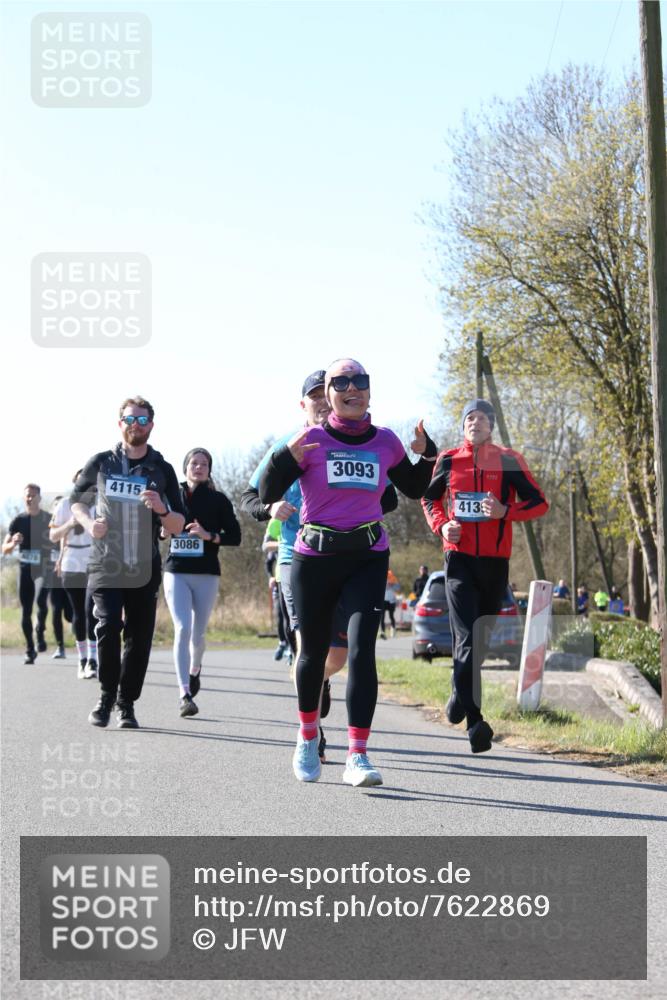 06.04.2025 - 44. Internationalen Wilhelmsburger Insellauf Jannik Wohlers http://msf.ph/oto/7622869 06.04.2025 10:24:15 Laufen 4478, 4115, 3086, 3093, 413 meine-sportfotos.de