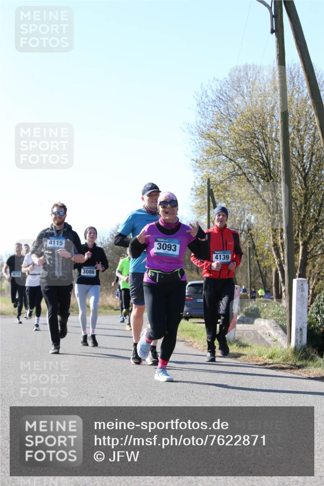 06.04.2025 - 44. Internationalen Wilhelmsburger Insellauf Jannik Wohlers http://msf.ph/oto/7622871 06.04.2025 10:24:15 Laufen 4078, 4115, 3086, 3093, 4139 meine-sportfotos.de