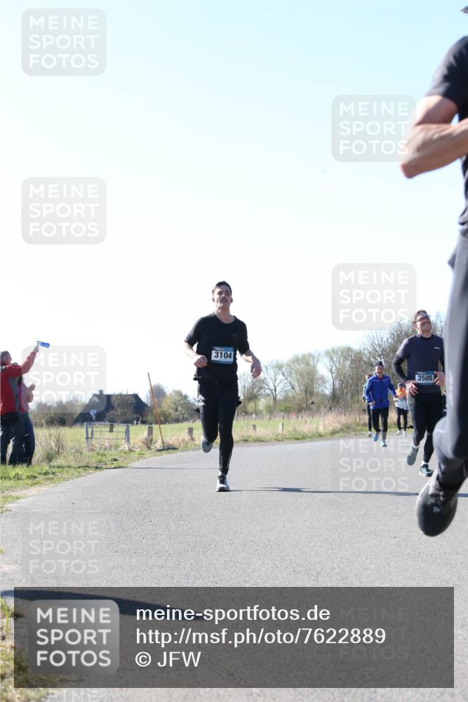 06.04.2025 - 44. Internationalen Wilhelmsburger Insellauf Jannik Wohlers http://msf.ph/oto/7622889 06.04.2025 10:24:20 Laufen 3104, 3505 meine-sportfotos.de