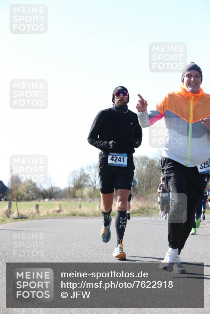 06.04.2025 - 44. Internationalen Wilhelmsburger Insellauf Jannik Wohlers http://msf.ph/oto/7622918 06.04.2025 10:24:33 Laufen 4241, 3255 meine-sportfotos.de