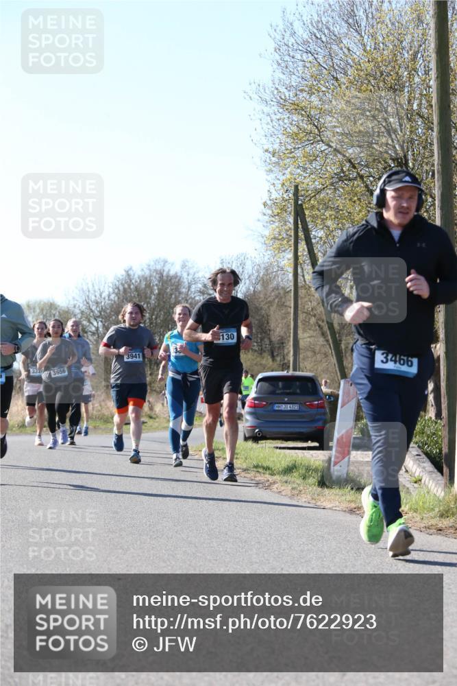 06.04.2025 - 44. Internationalen Wilhelmsburger Insellauf Jannik Wohlers http://msf.ph/oto/7622923 06.04.2025 10:24:36 Laufen 3324, 3656, 3941, 130, 4321, 3466 meine-sportfotos.de