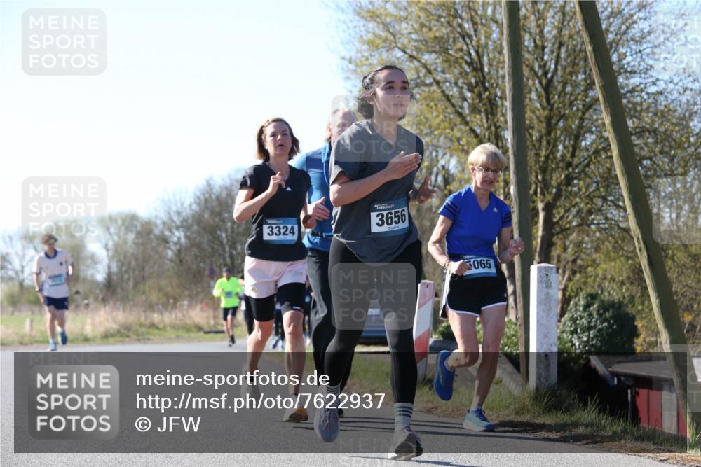 06.04.2025 - 44. Internationalen Wilhelmsburger Insellauf Jannik Wohlers http://msf.ph/oto/7622937 06.04.2025 10:24:41 Laufen 3324, 3656, 5065 meine-sportfotos.de