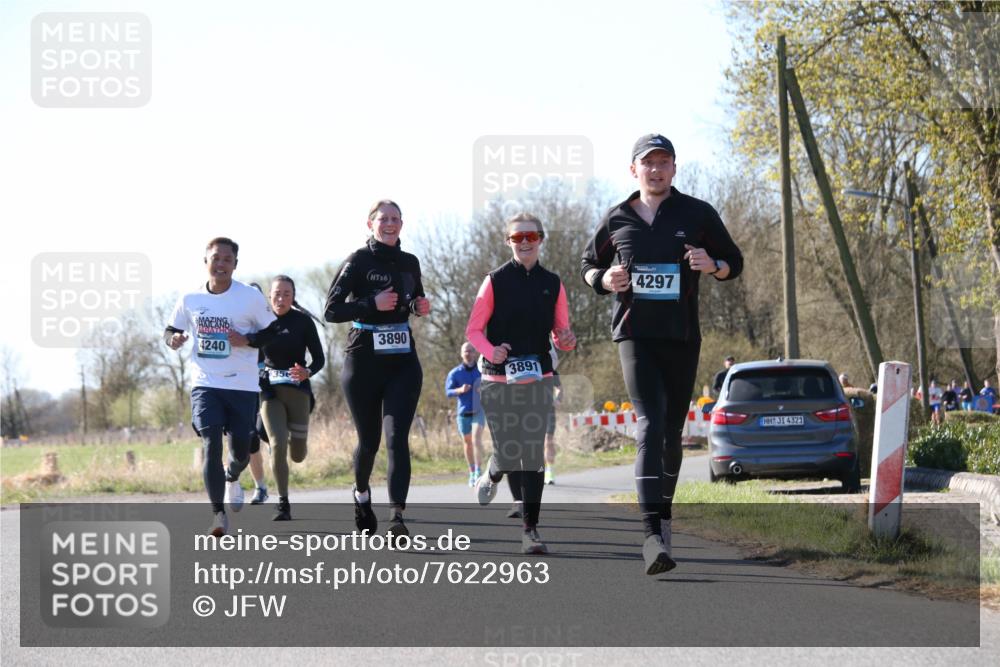 06.04.2025 - 44. Internationalen Wilhelmsburger Insellauf Jannik Wohlers http://msf.ph/oto/7622963 06.04.2025 10:24:53 Laufen 16, 4240, 3890, 3891, 4297, 4321 meine-sportfotos.de