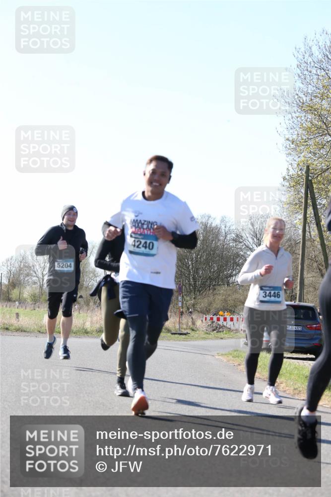 06.04.2025 - 44. Internationalen Wilhelmsburger Insellauf Jannik Wohlers http://msf.ph/oto/7622971 06.04.2025 10:24:56 Laufen 5204, 4240, 3446, 4321 meine-sportfotos.de