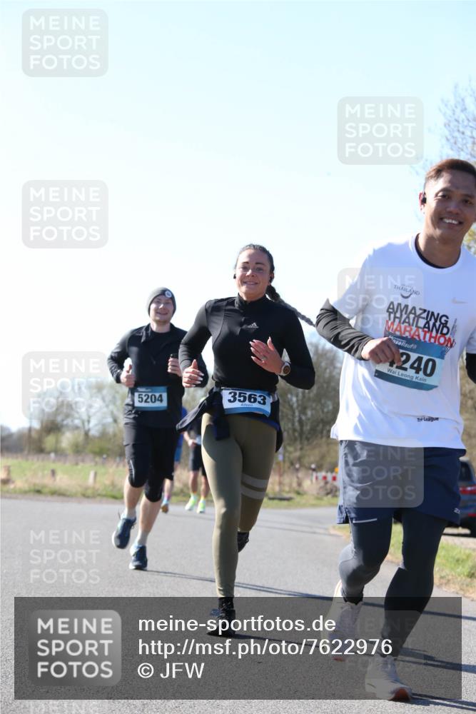 06.04.2025 - 44. Internationalen Wilhelmsburger Insellauf Jannik Wohlers http://msf.ph/oto/7622976 06.04.2025 10:24:58 Laufen 5204, 3563, 240 meine-sportfotos.de