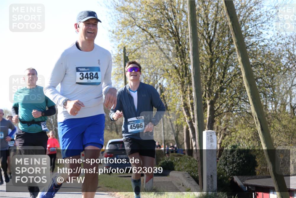 06.04.2025 - 44. Internationalen Wilhelmsburger Insellauf Jannik Wohlers http://msf.ph/oto/7623039 06.04.2025 10:25:35 Laufen 3484, 4566, 4566 meine-sportfotos.de