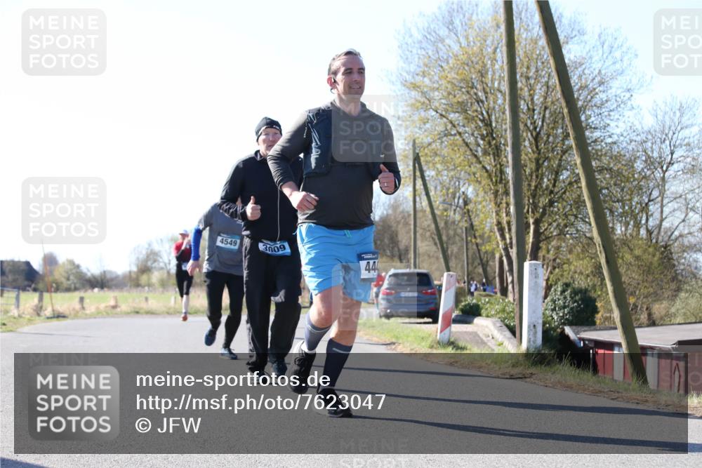 06.04.2025 - 44. Internationalen Wilhelmsburger Insellauf Jannik Wohlers http://msf.ph/oto/7623047 06.04.2025 10:25:38 Laufen 4549, 3009, 44 meine-sportfotos.de