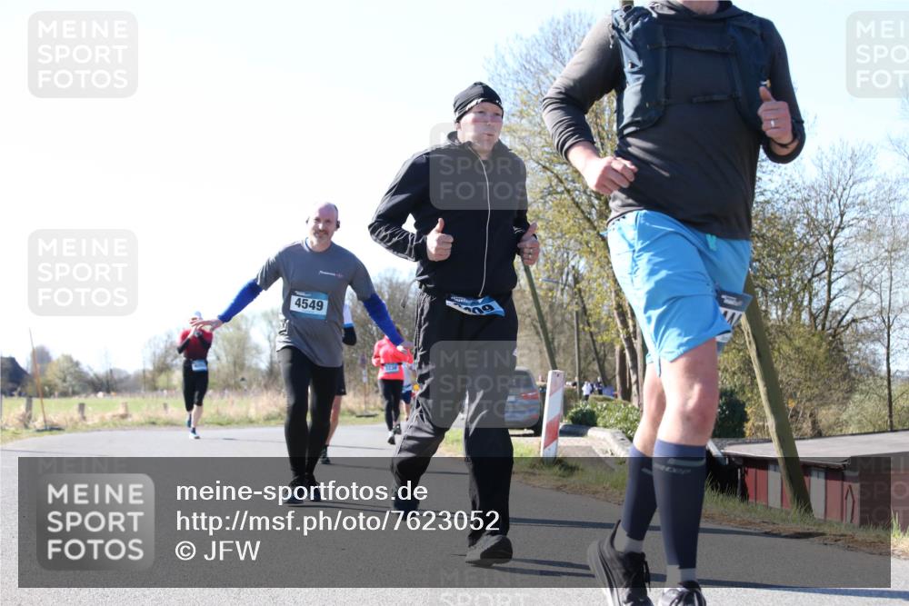 06.04.2025 - 44. Internationalen Wilhelmsburger Insellauf Jannik Wohlers http://msf.ph/oto/7623052 06.04.2025 10:25:38 Laufen 4549, 9 meine-sportfotos.de